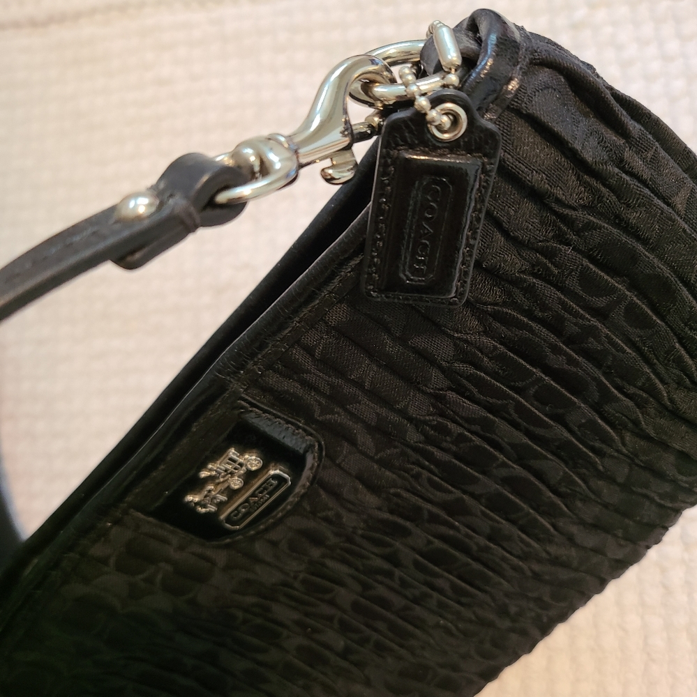 Small Coach Handbag - Picture 3 of 7